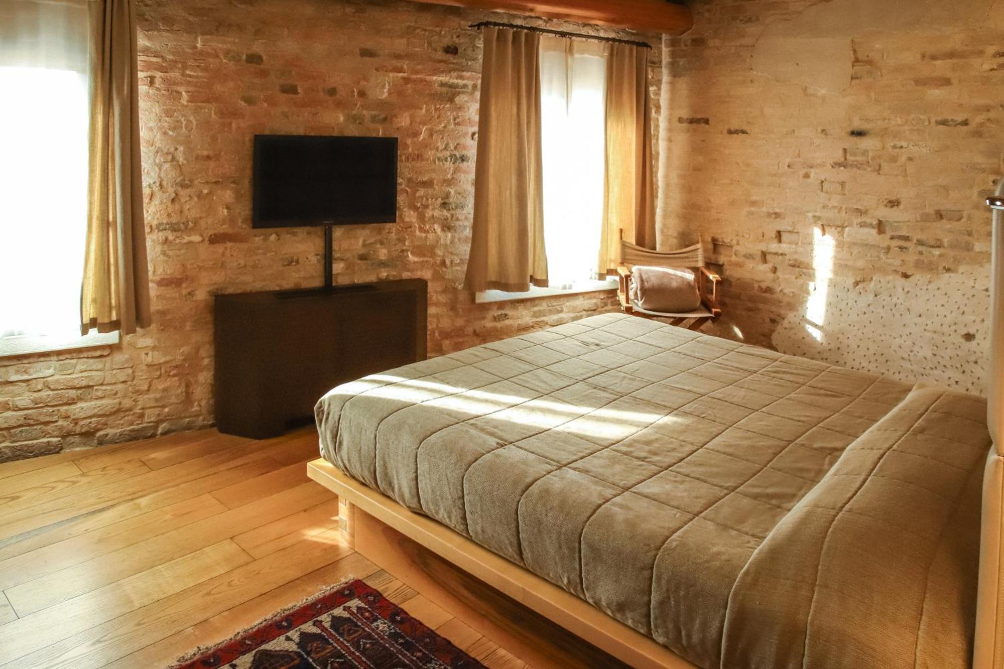 Bed and Breakfast Locanda Ponte Dante Тревизо Экстерьер фото